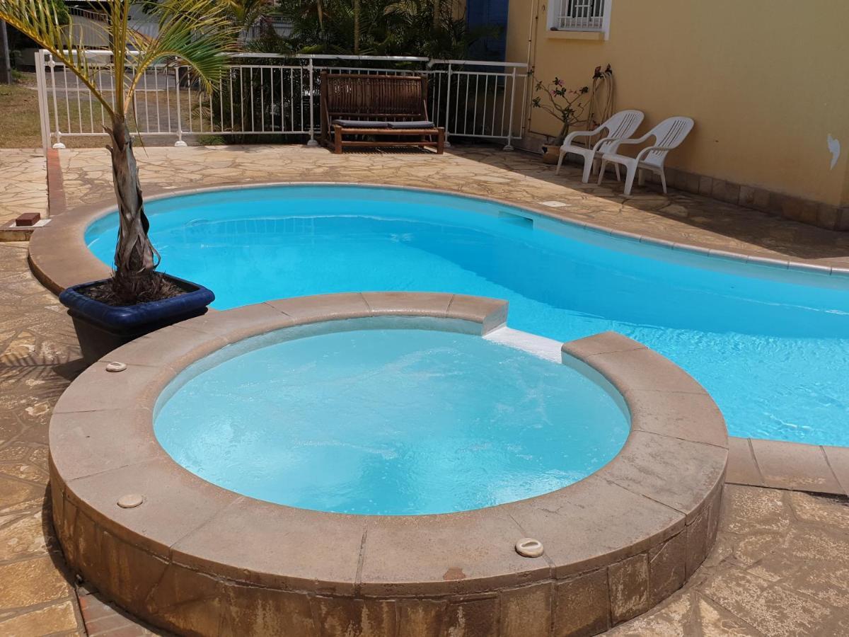لا سالين لو باين Aquabeach المظهر الخارجي الصورة
